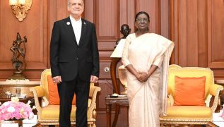 Iranian President Pezeshkian Meets President Murmu, Discusses India-Iran Ties