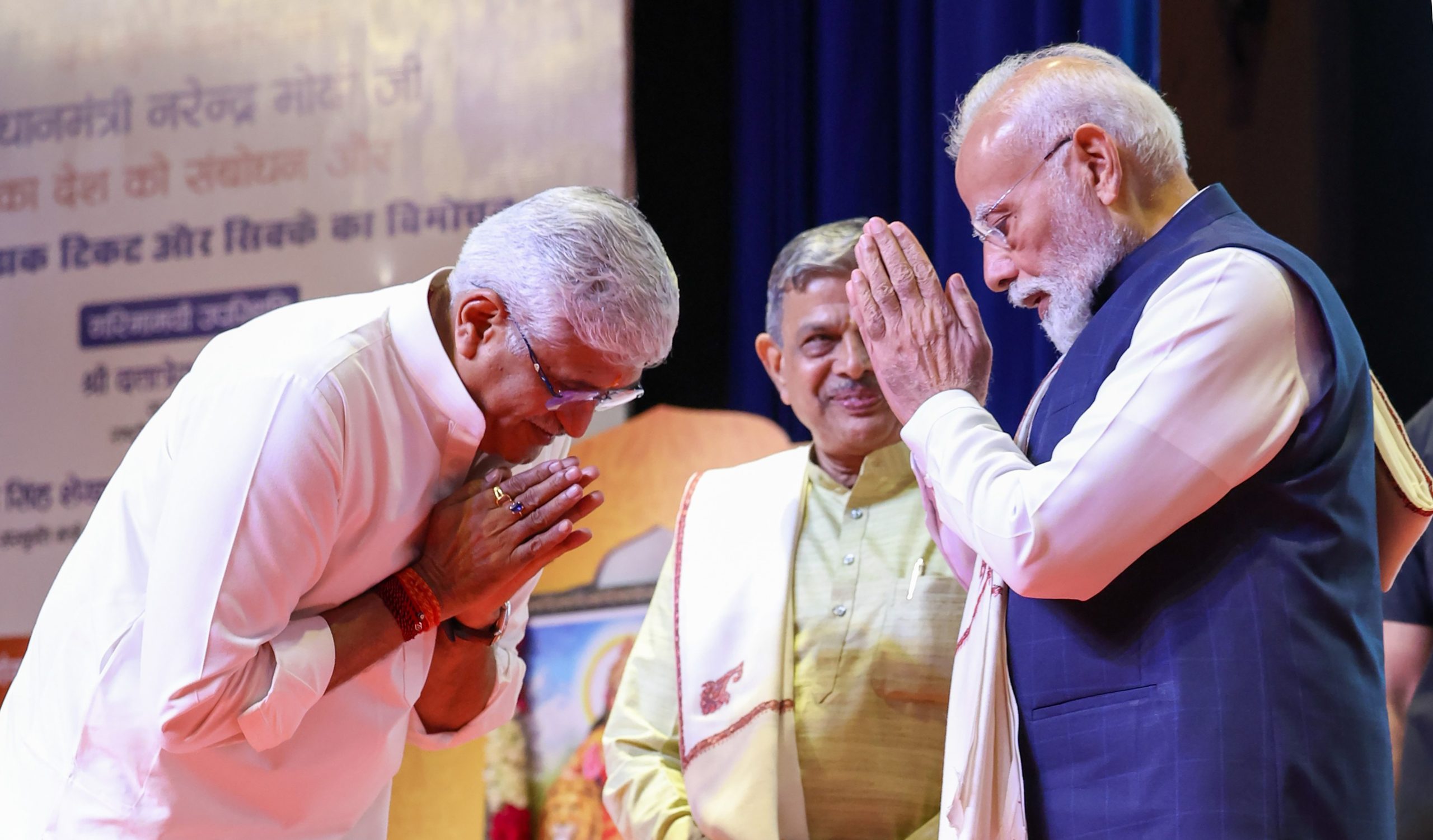 PM Modi wishes Gajendra Shekhawat on birthday, lauds efforts to promote Indian culture