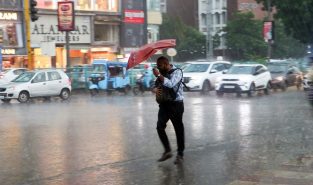 Madhya Pradesh: IMD issues thunderstorm, rain alert for several districts