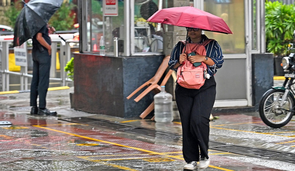 Rain, thunderstorms likely in Delhi-NCR; IMD forecasts partly cloudy skies