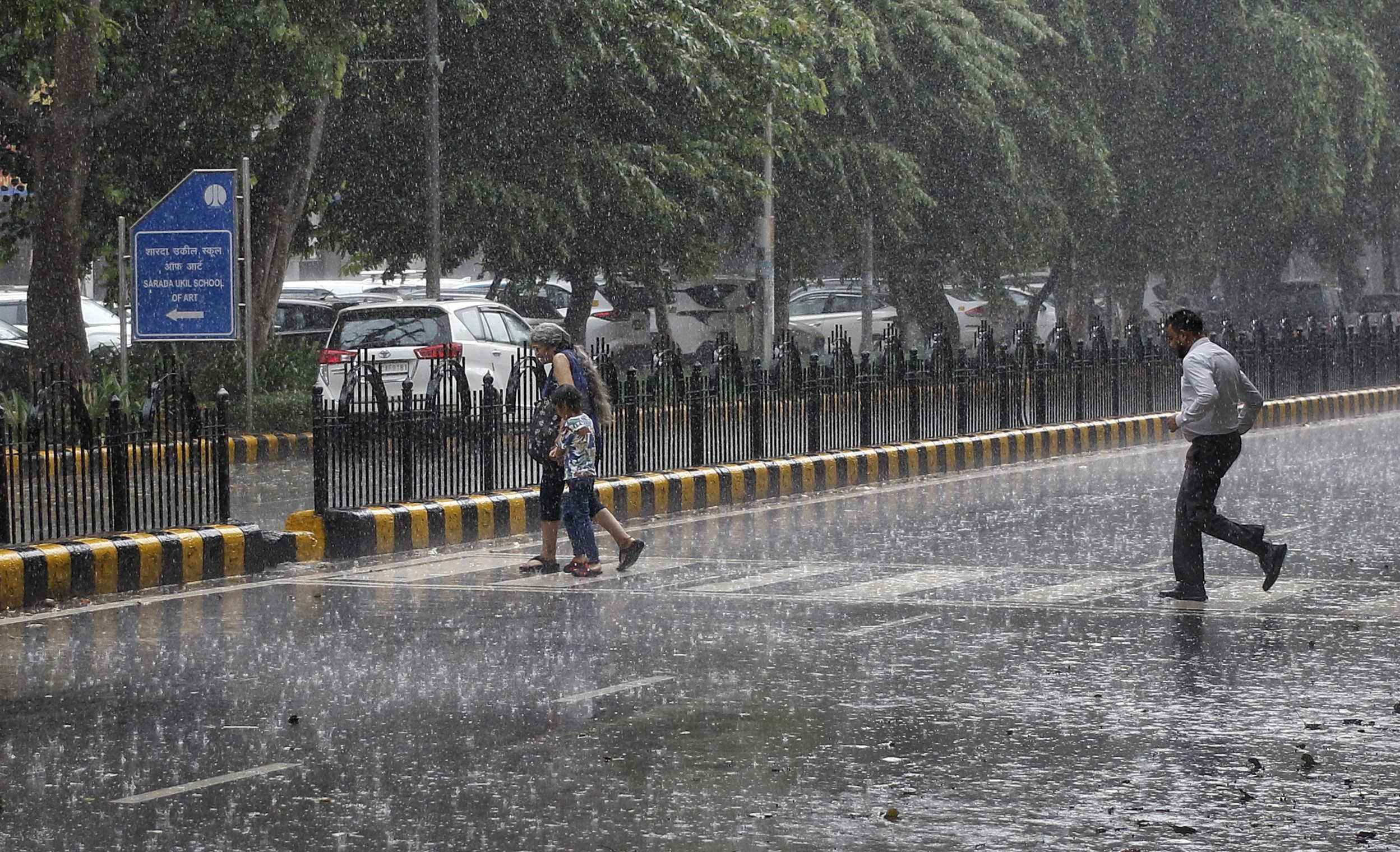 Heavy Rain, Thunderstorms Lash Delhi-NCR; IMD Issues Red Alert for All 11 Districts