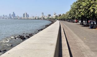 Mumbai under heatwave warning as IMD issues yellow alerts across Maharashtra