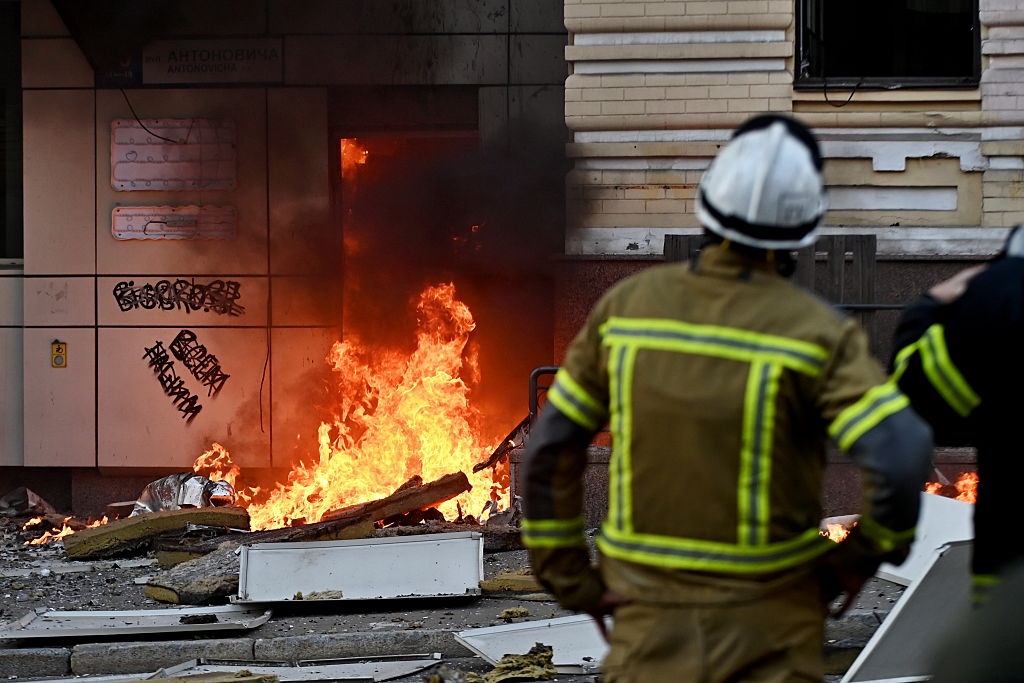 Russia attacks Ukrainian energy grid, forcing power cuts as winter looms