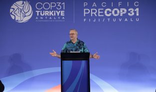 Climate summit warns stronger action needed to curb global warming