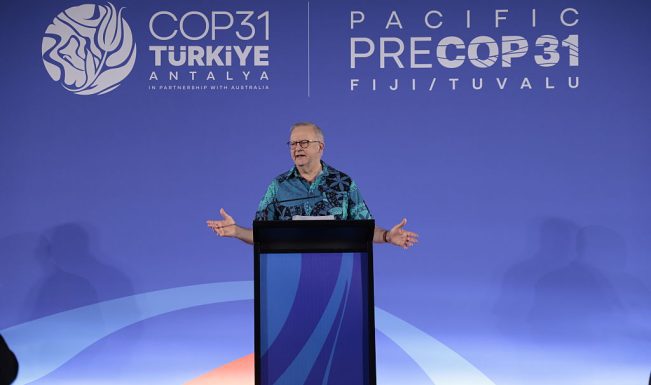 Climate summit warns stronger action needed to curb global warming