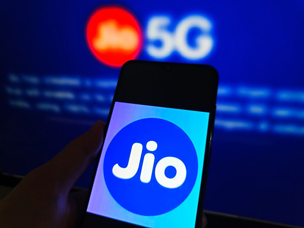 Jio to make trading debut after record $3.2 billion IPO