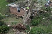 US: Hurricane Isaias kills four, about 670,000 without power after landfall