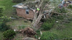 US: Hurricane Isaias kills four, about 670,000 without power after landfall