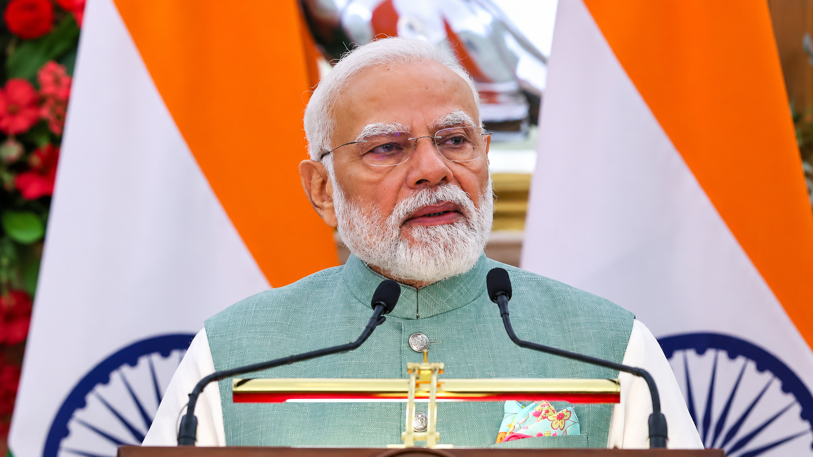 Union Ministers hail PM Modi’s 25 years as head of govt; praise his governance, leadership