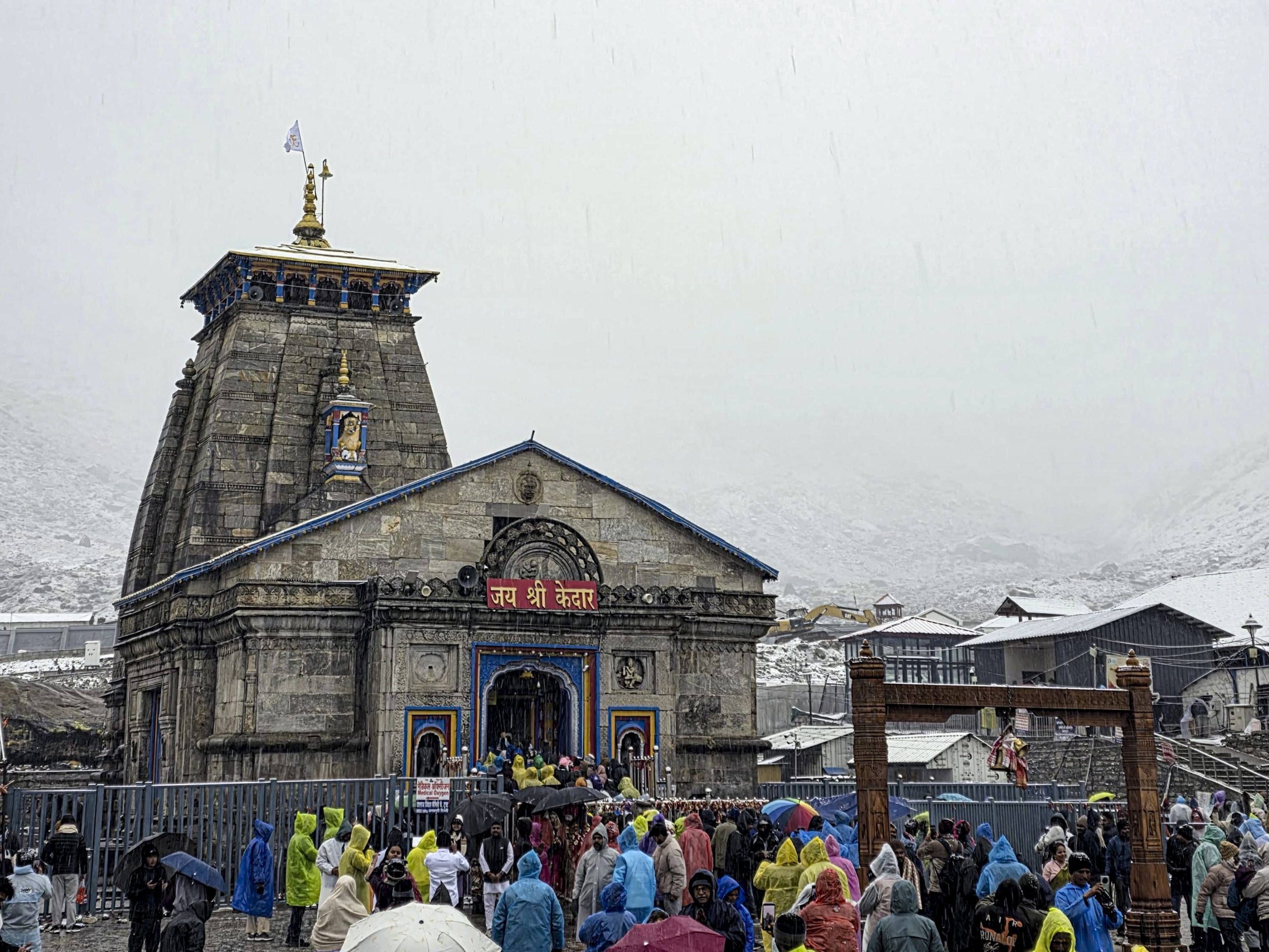 Uttarakhand shivers amid snowfall, persistent rain; IMD issues alert for thunderstorms, hail today