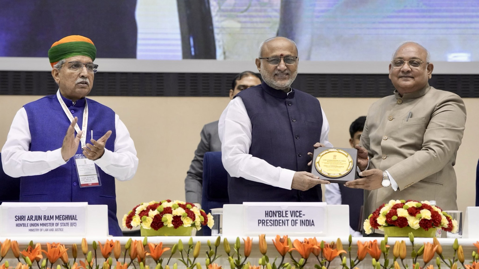 Vice President Radhakrishnan urges states to repeal outdated laws, strengthen cooperation on legal reforms
