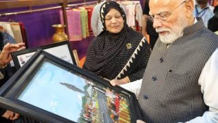 PM Modi Visits CCIC Pavilion at Bharat Parv 2026 in Gujarat