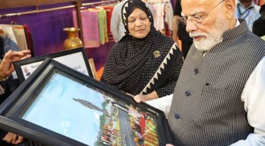 PM Modi Visits CCIC Pavilion at Bharat Parv 2026 in Gujarat