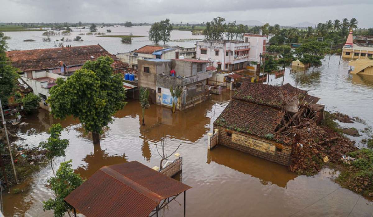 Bengal Govt Announces Rs 1.8 Lakh Aid for Fully Damaged Homes in Flood-Hit Malda