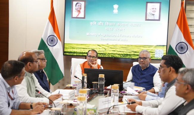 Centre urges states to act on war footing against stubble burning, ensure machinery reaches farmers